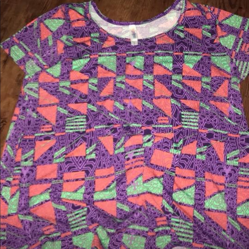 LulaRoe Classic Tee